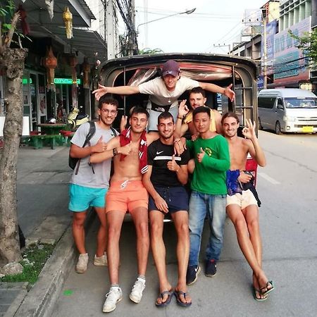 Sook Hostel (Adults Only) Chiang Mai Extérieur photo