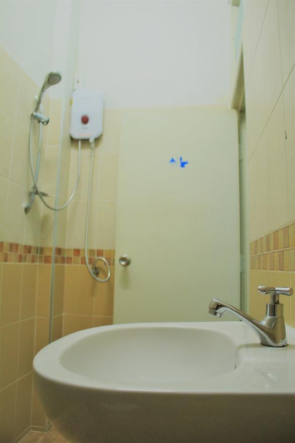 Sook Hostel (Adults Only) Chiang Mai Extérieur photo